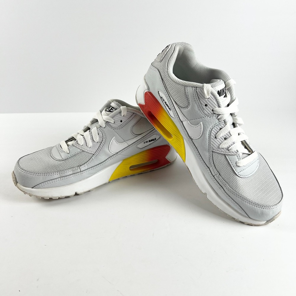NIKE AIR MAX 90 Size Womens's 8.5 Tennis Shoe Youth 7 US  HF5181-001‎